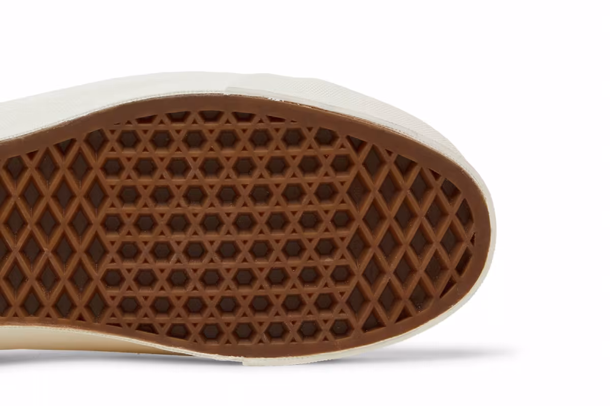 Vans OG Style 36 LX Classic White Pomegranate, view 6