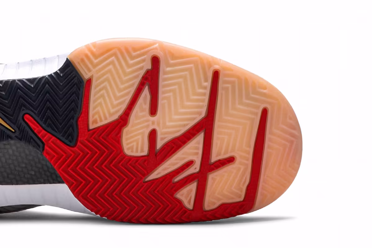 Nike Zoom Kobe 4 Gold Medal, view 6