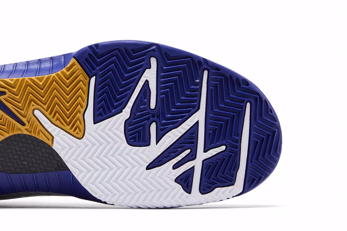 Nike Zoom Kobe 4 POP Finals MVP, view 6