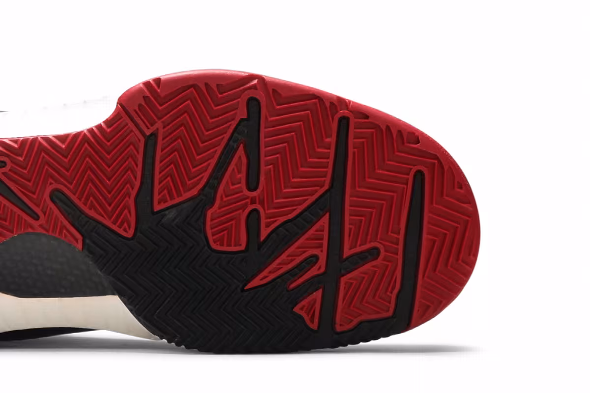 Nike Zoom Kobe 4 Bred, view 6