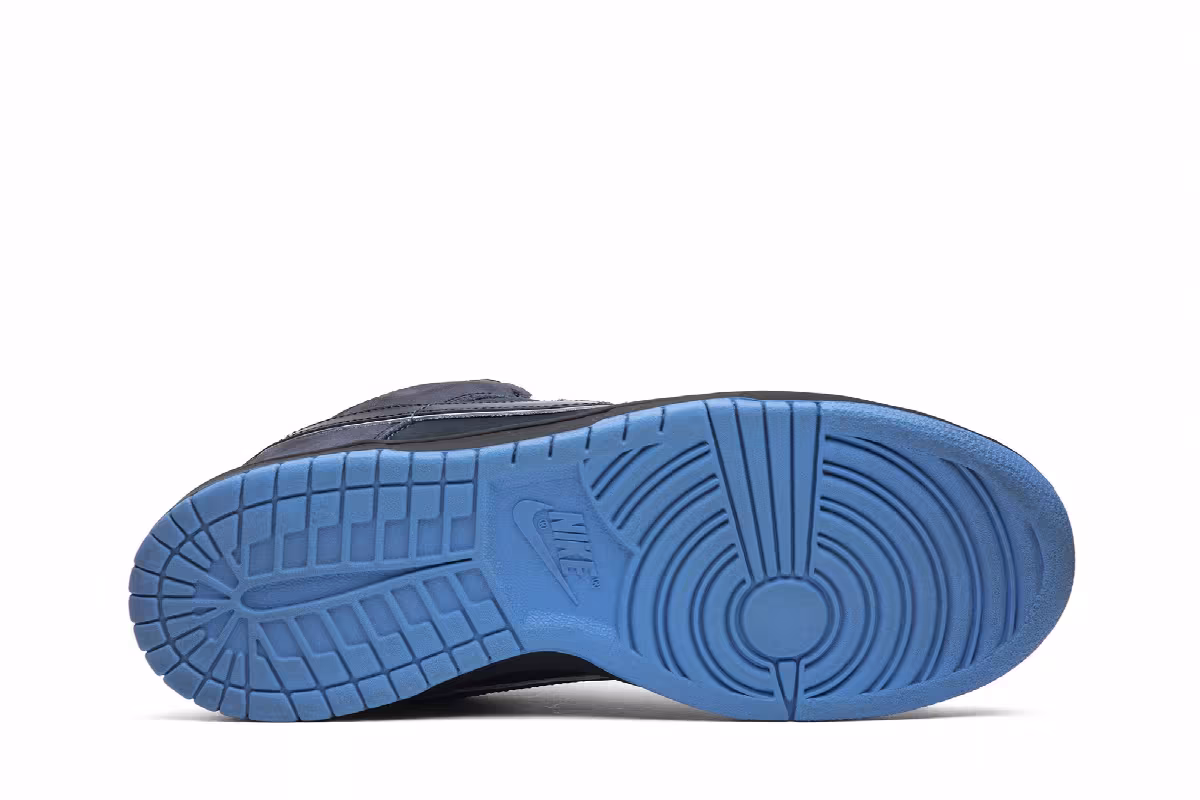 Nike Dunk Low Premium SB Blue Lobster, view 5