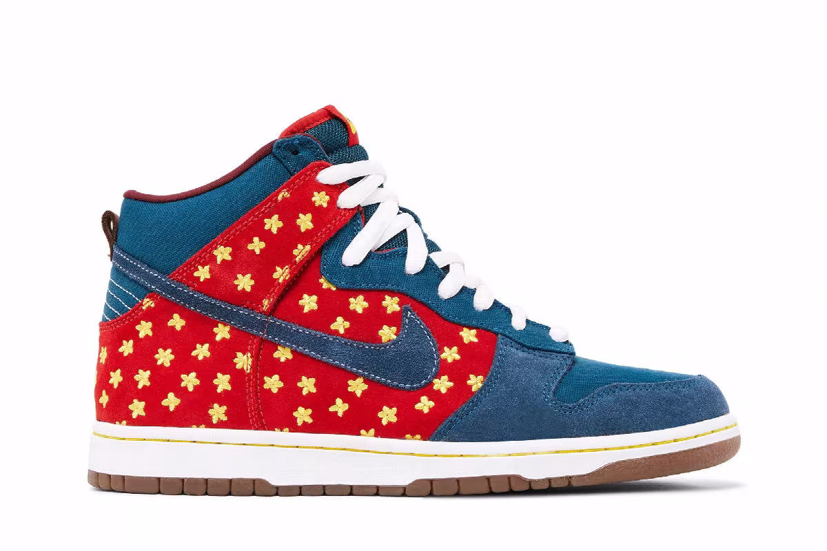 Nike Dunk High Premium SB Quagmire, view 2