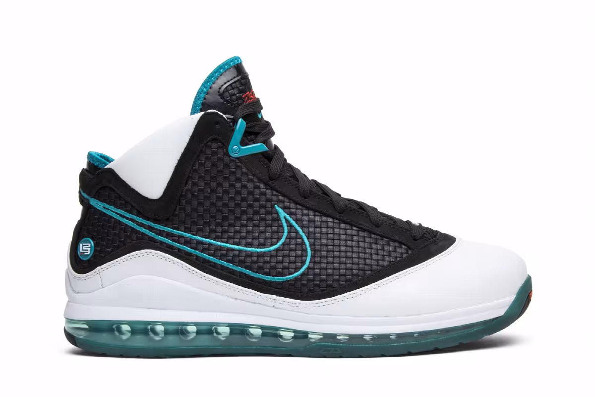 Nike Air Max LeBron 7 Nfw Red Carpet, view 2
