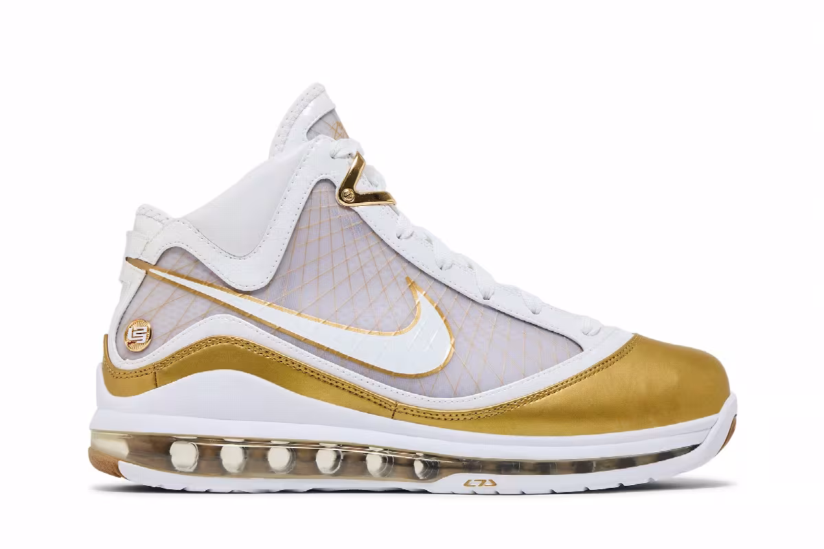 Nike Air Max LeBron 7 China Moon 2009, view 2