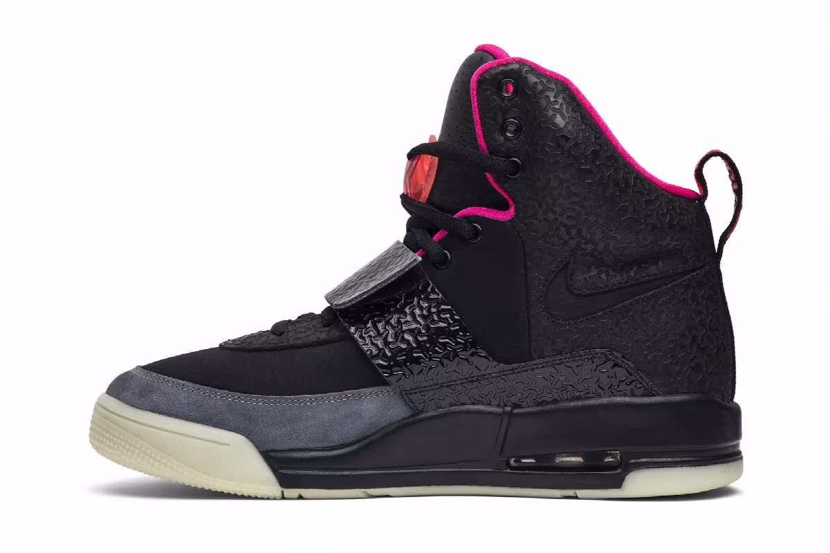Nike Air Yeezy Blink, view 4