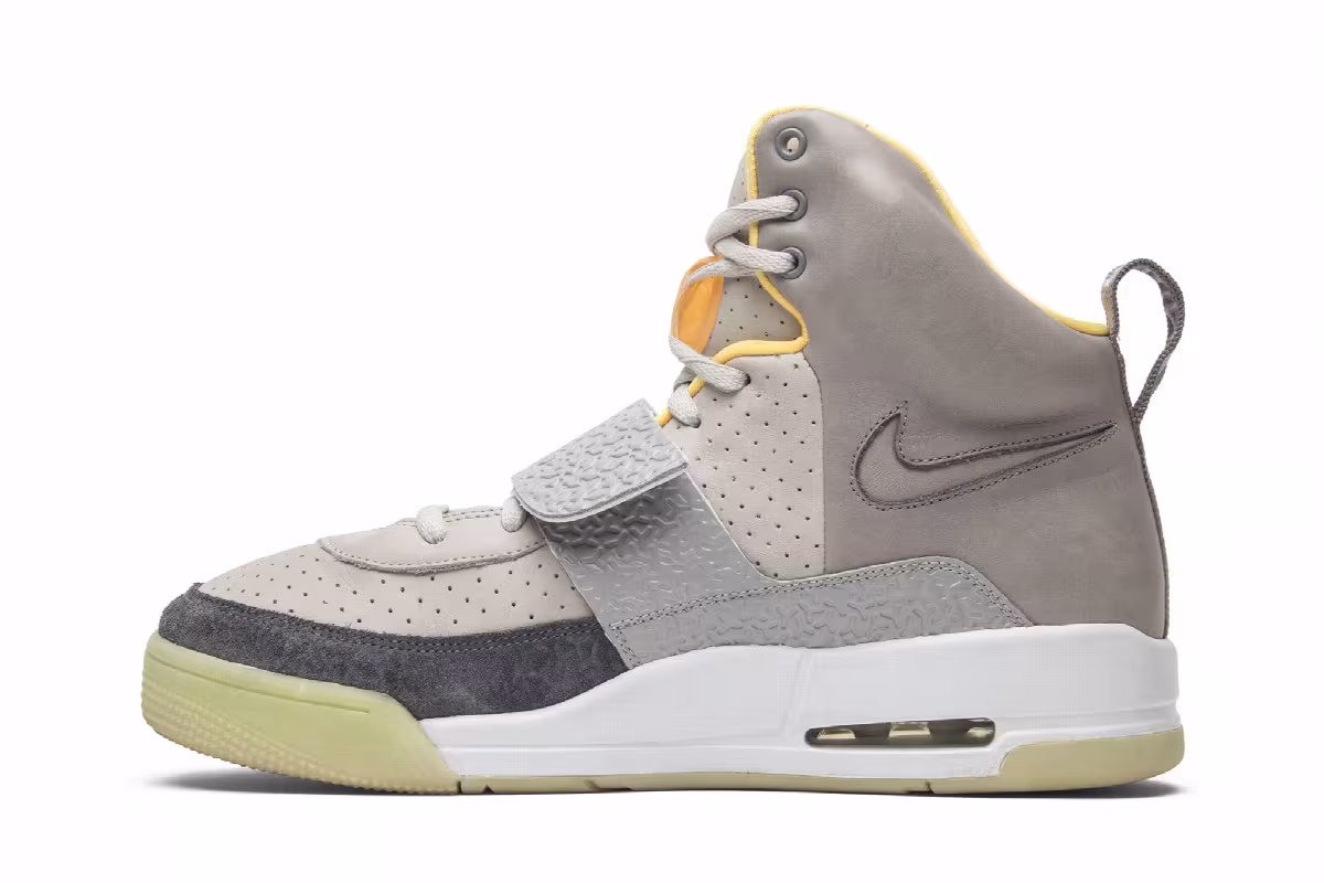 Nike Air Yeezy Zen, view 4