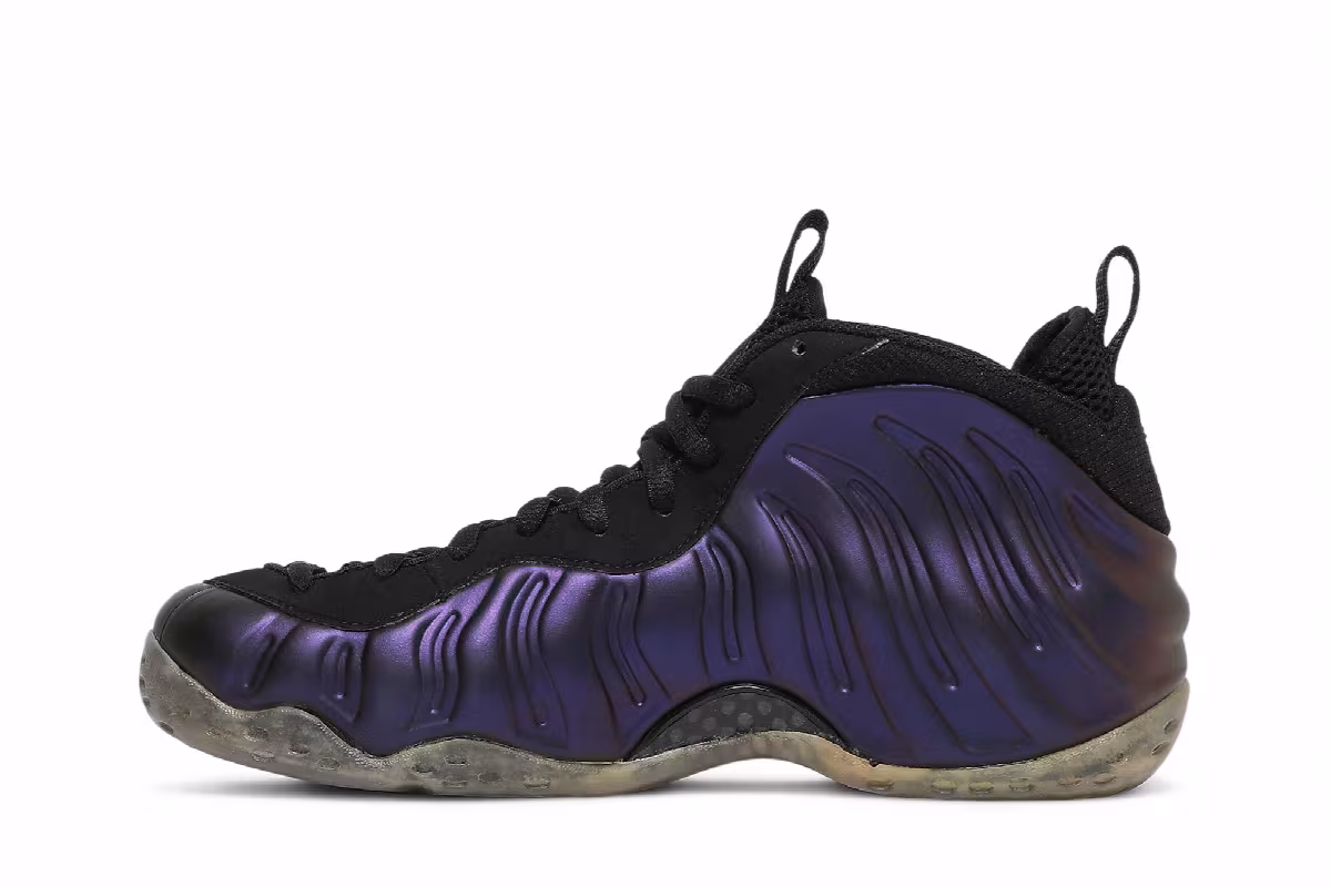 Nike Air Foamposite One Eggplant 2010, view 4