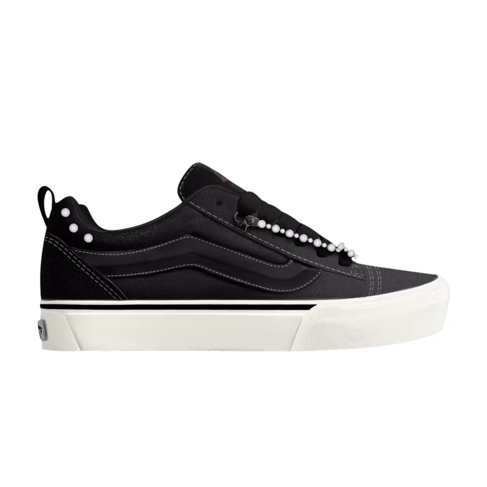 Vans Women's Knu Skool Pearl Suede Black