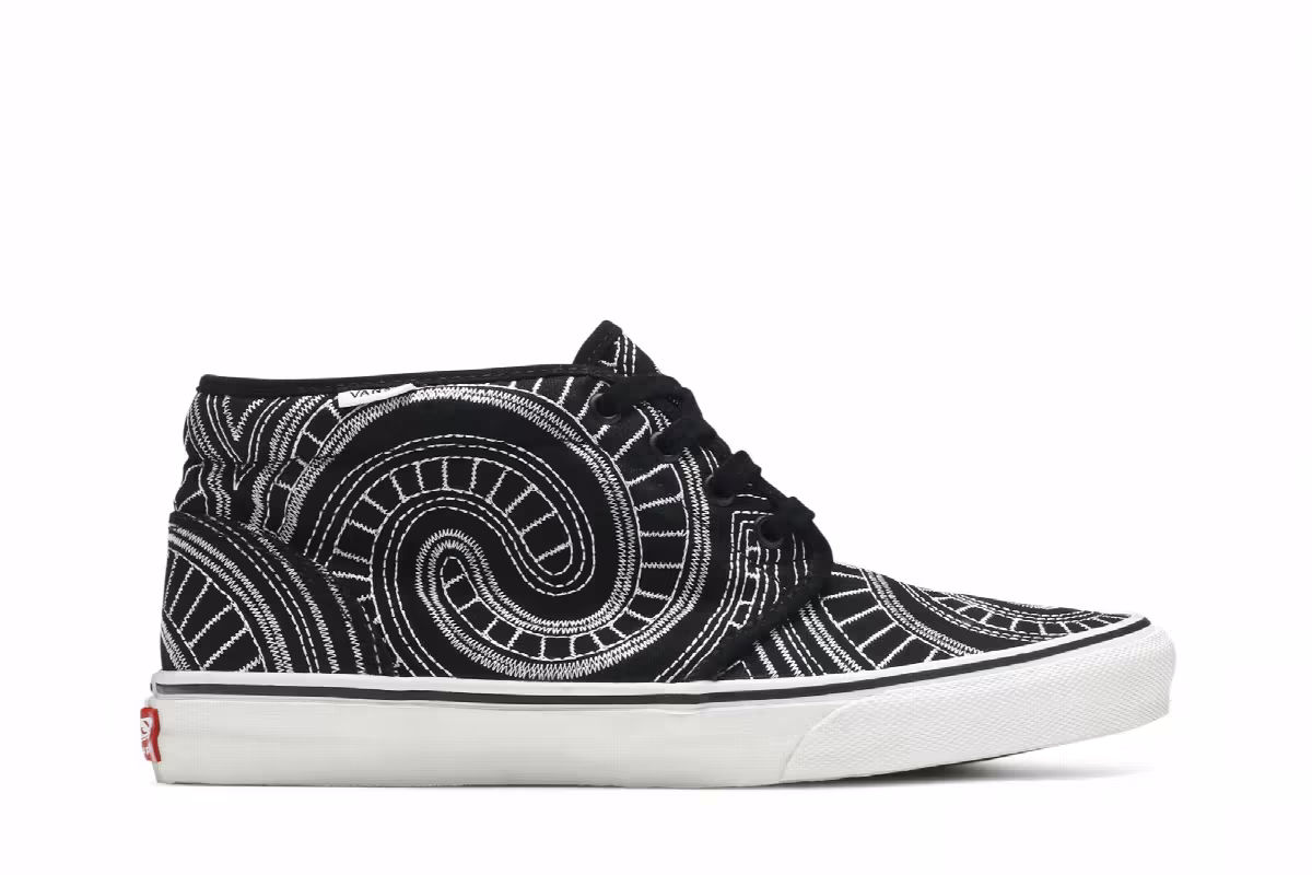 Vans Supreme x Chukka Boot Spiral, view 2