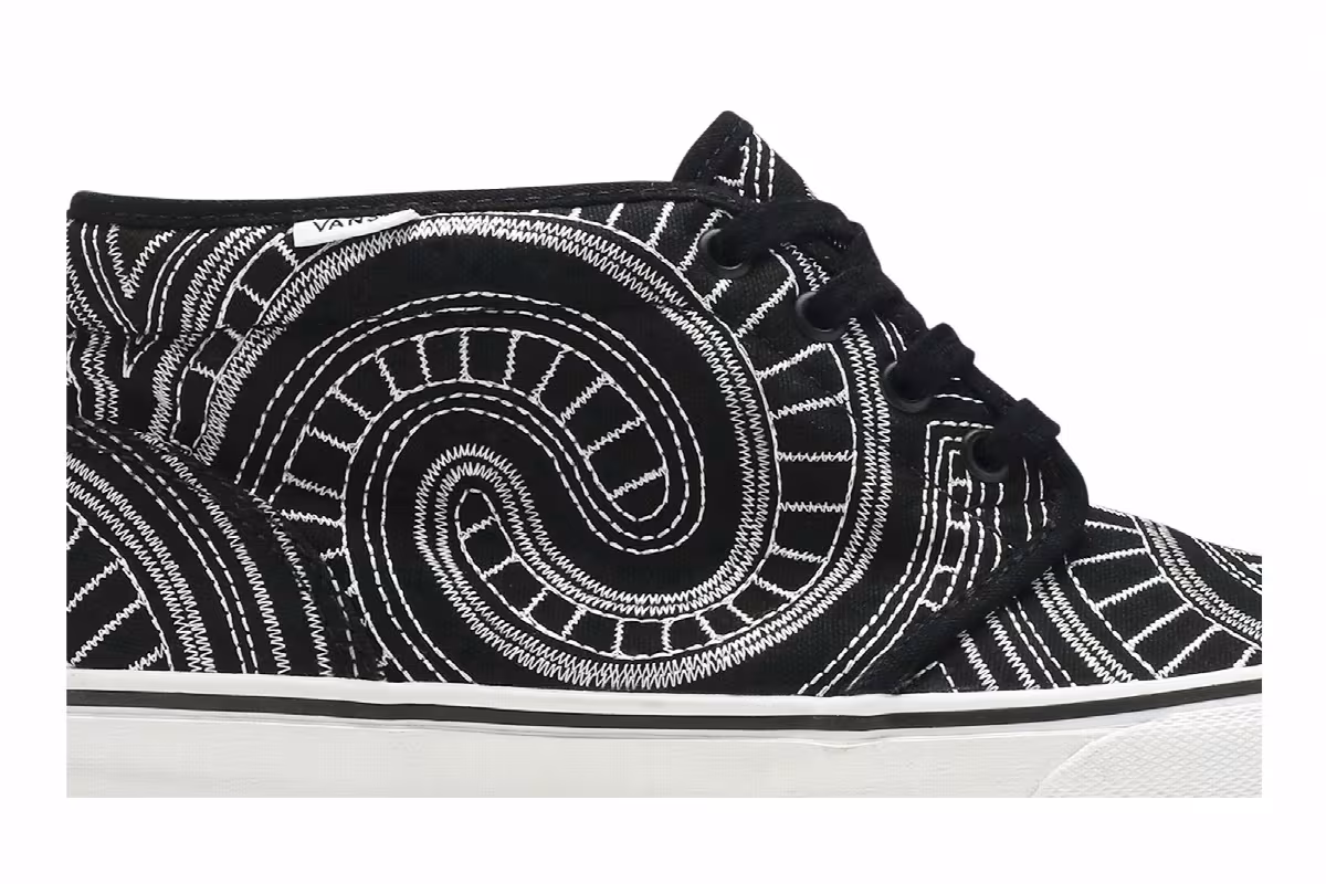 Vans Supreme x Chukka Boot Spiral, view 3