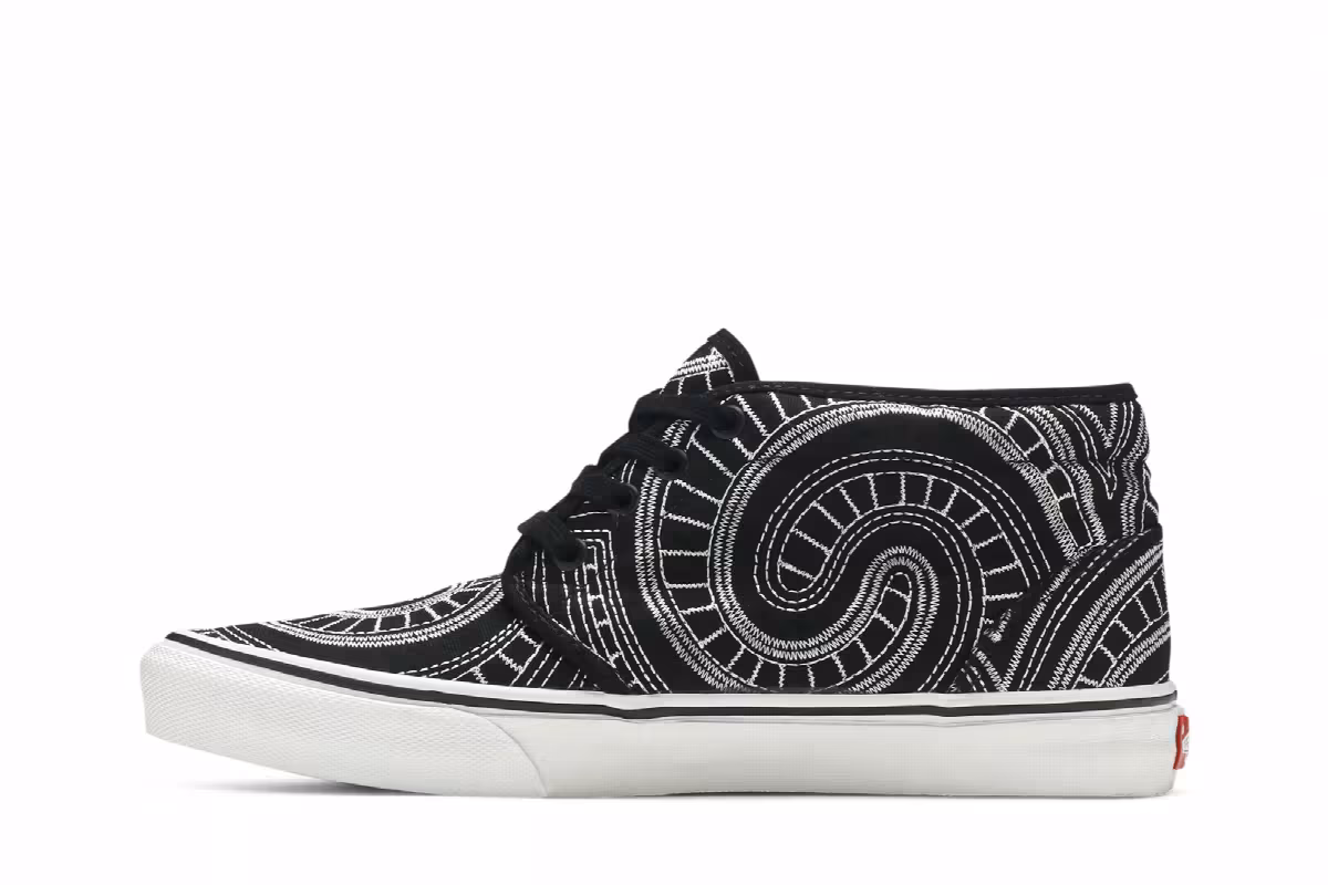 Vans Supreme x Chukka Boot Spiral, view 4