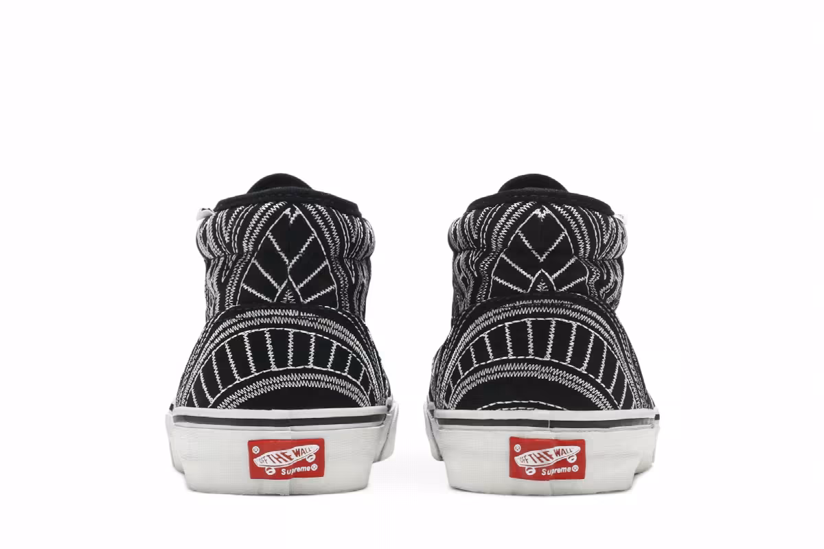 Vans Supreme x Chukka Boot Spiral, view 7