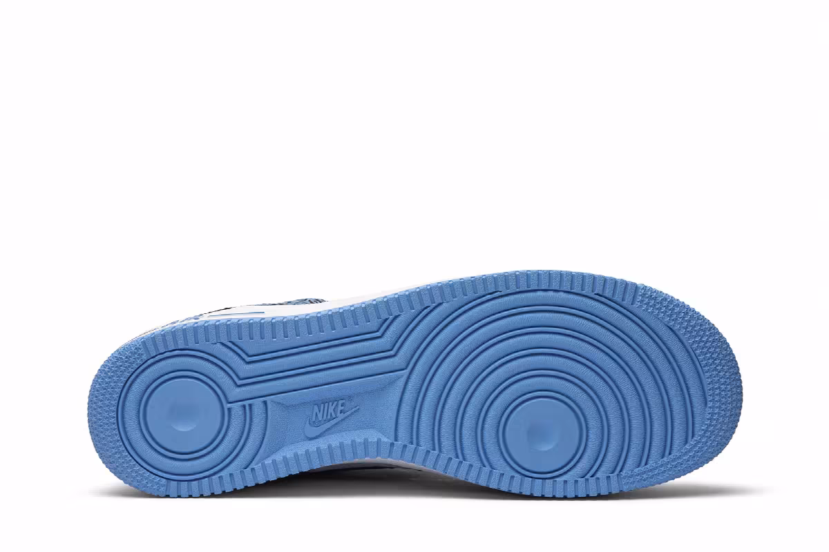Nike Air Force 1 Premium Entourage, view 5
