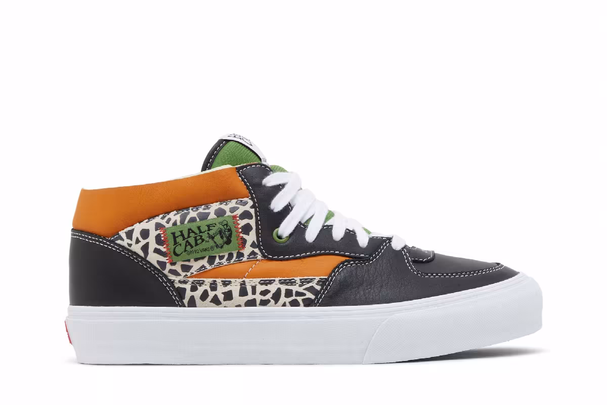 Vans Half Cab EF VLT LX Giraffe, view 2