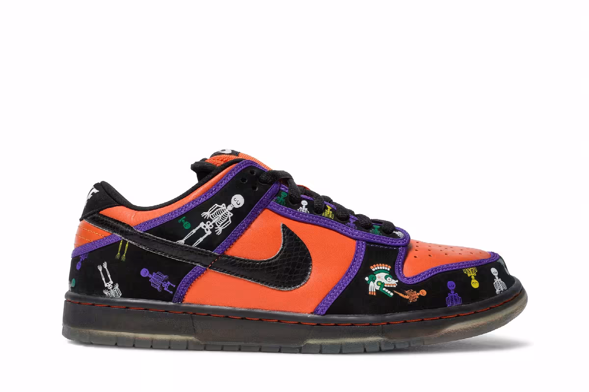 Nike Dunk Low Premium SB Day of the Dead, view 2