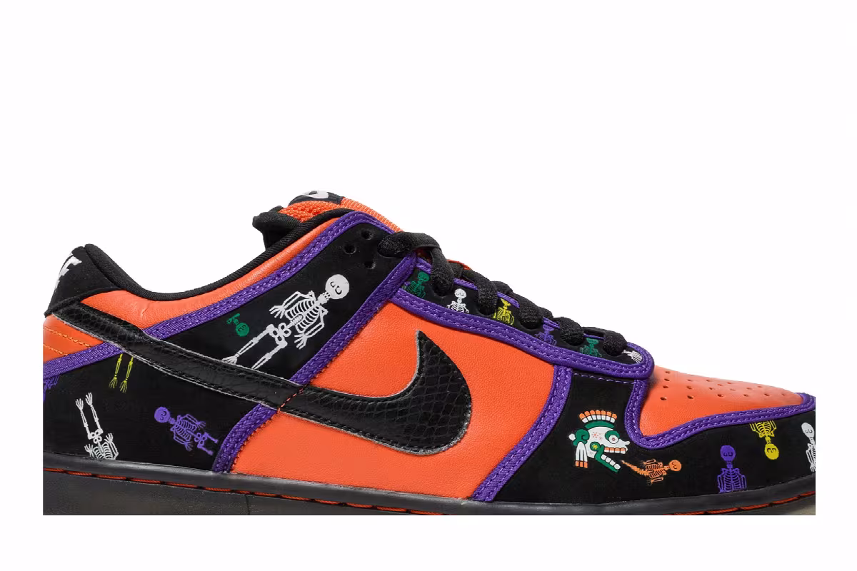 Nike Dunk Low Premium SB Day of the Dead, view 3