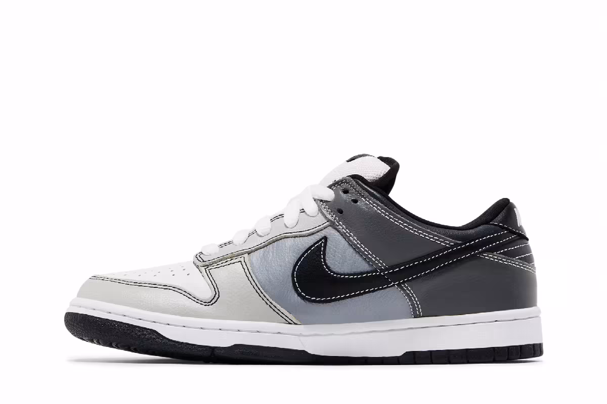 Nike Dunk Low Premium SB Lunar Eclipse West, view 4