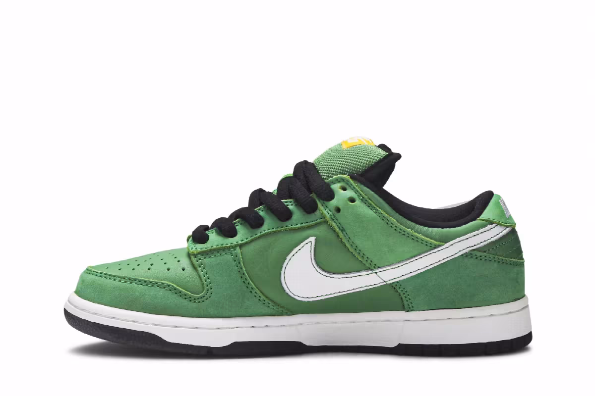 Nike Dunk Low Pro SB Taxi Series - Tokyo, view 4