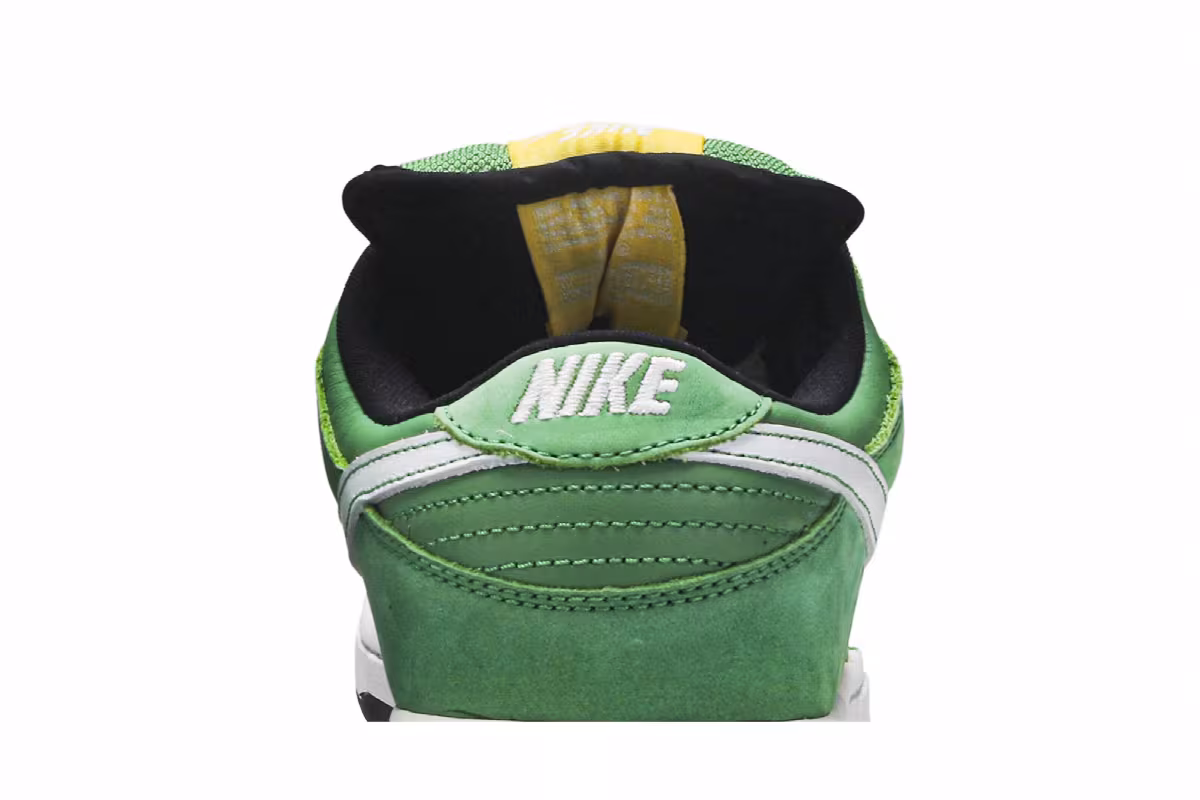 Nike Dunk Low Pro SB Taxi Series - Tokyo, view 8