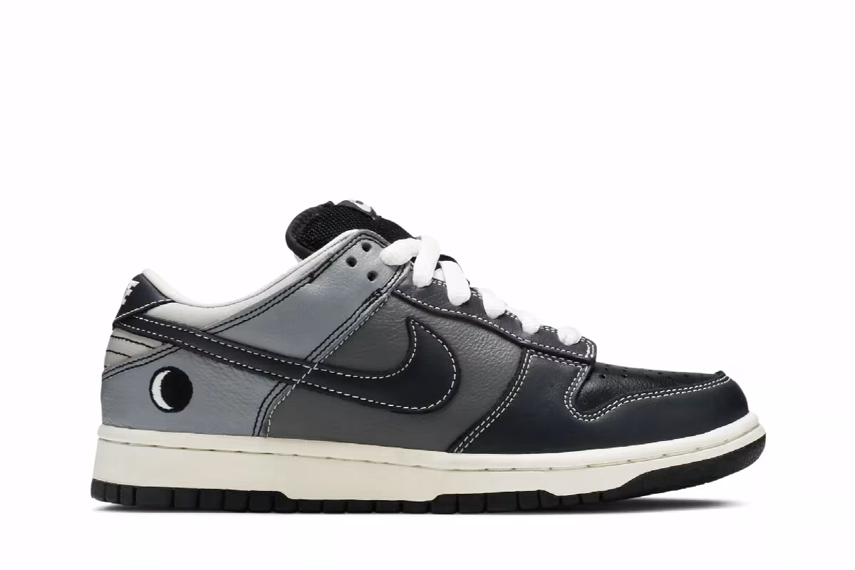 Nike Dunk Low Premium SB Lunar Eclipse East, view 2
