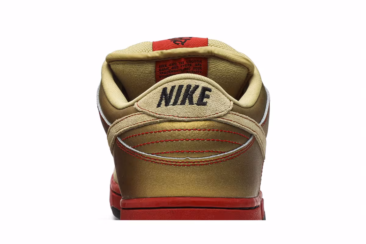 Nike Dunk Low Pro SB Money Cat, view 8