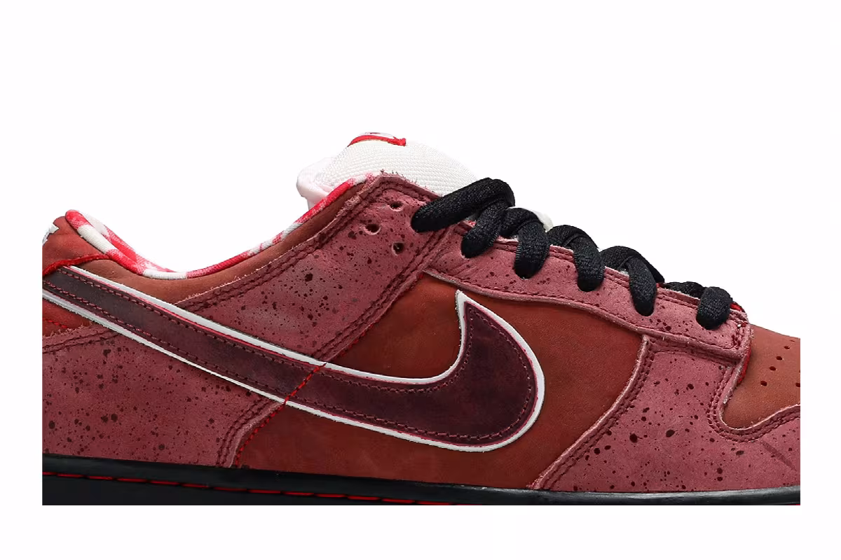 Nike Dunk Low Premium SB Lobster, view 3
