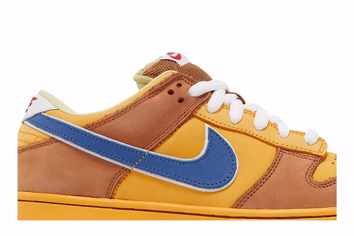 Nike Dunk Low SB Premium Newcastle Brown Ale, view 3