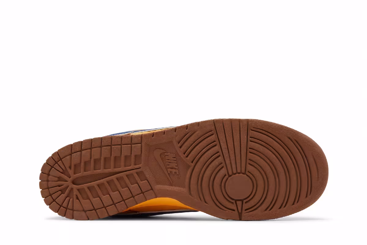 Nike Dunk Low SB Premium Newcastle Brown Ale, view 5