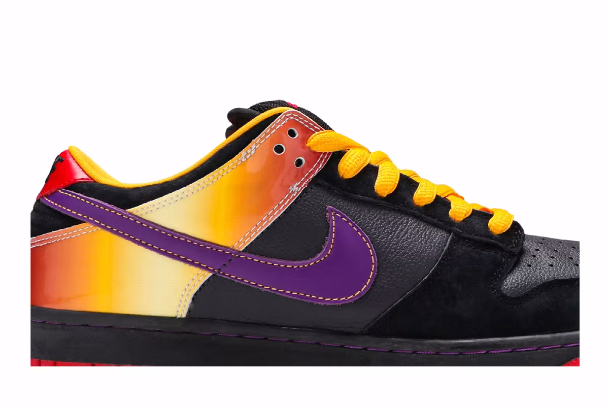 Nike Dunk Low Pro SB Appetite For Destruction, view 3
