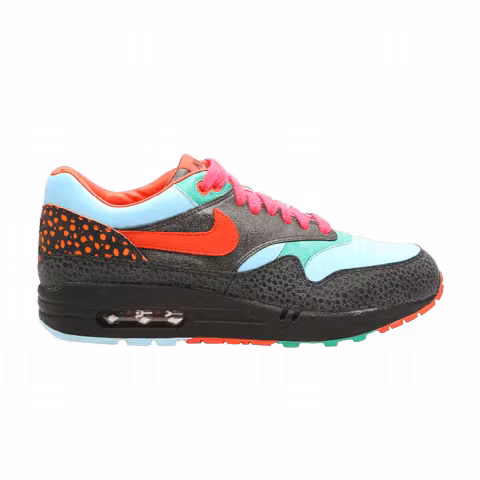 Nike Air Max 1 Supreme 'Tech Pack'