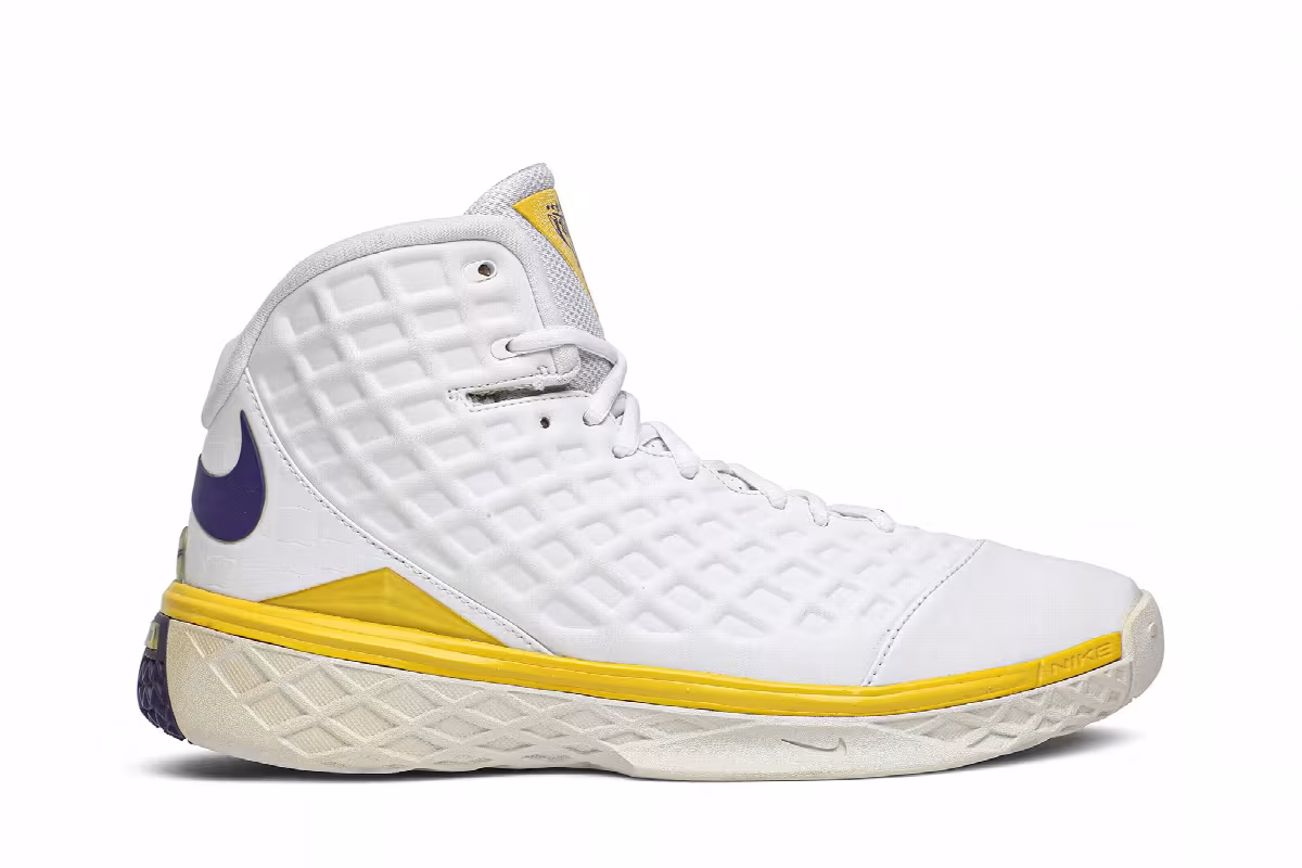 Nike Zoom Kobe 3 SL MVP, view 2