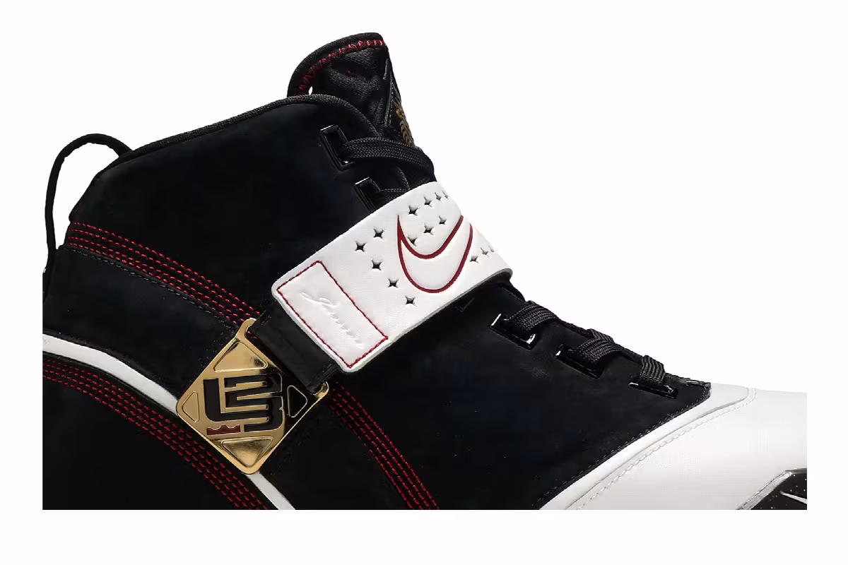 Nike Zoom LeBron 5 Fearless, view 3