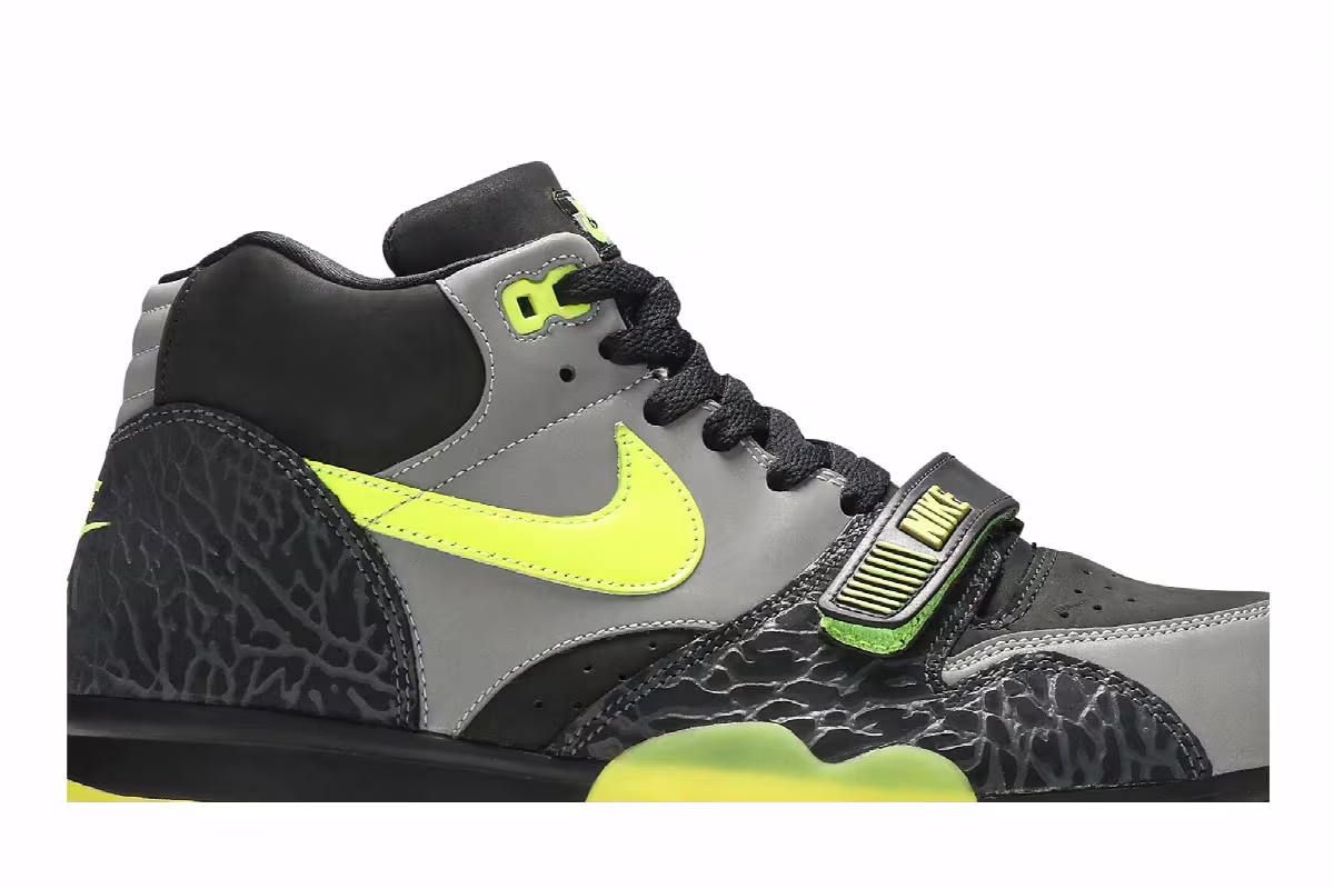 Nike Air Trainer 1 Premium 112 Pack, view 3