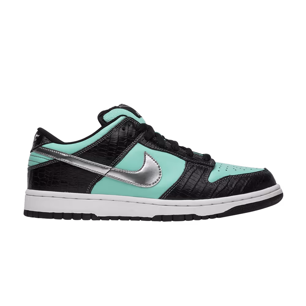 Diamond Supply Co. x Nike Dunk Low Pro SB Tiffany