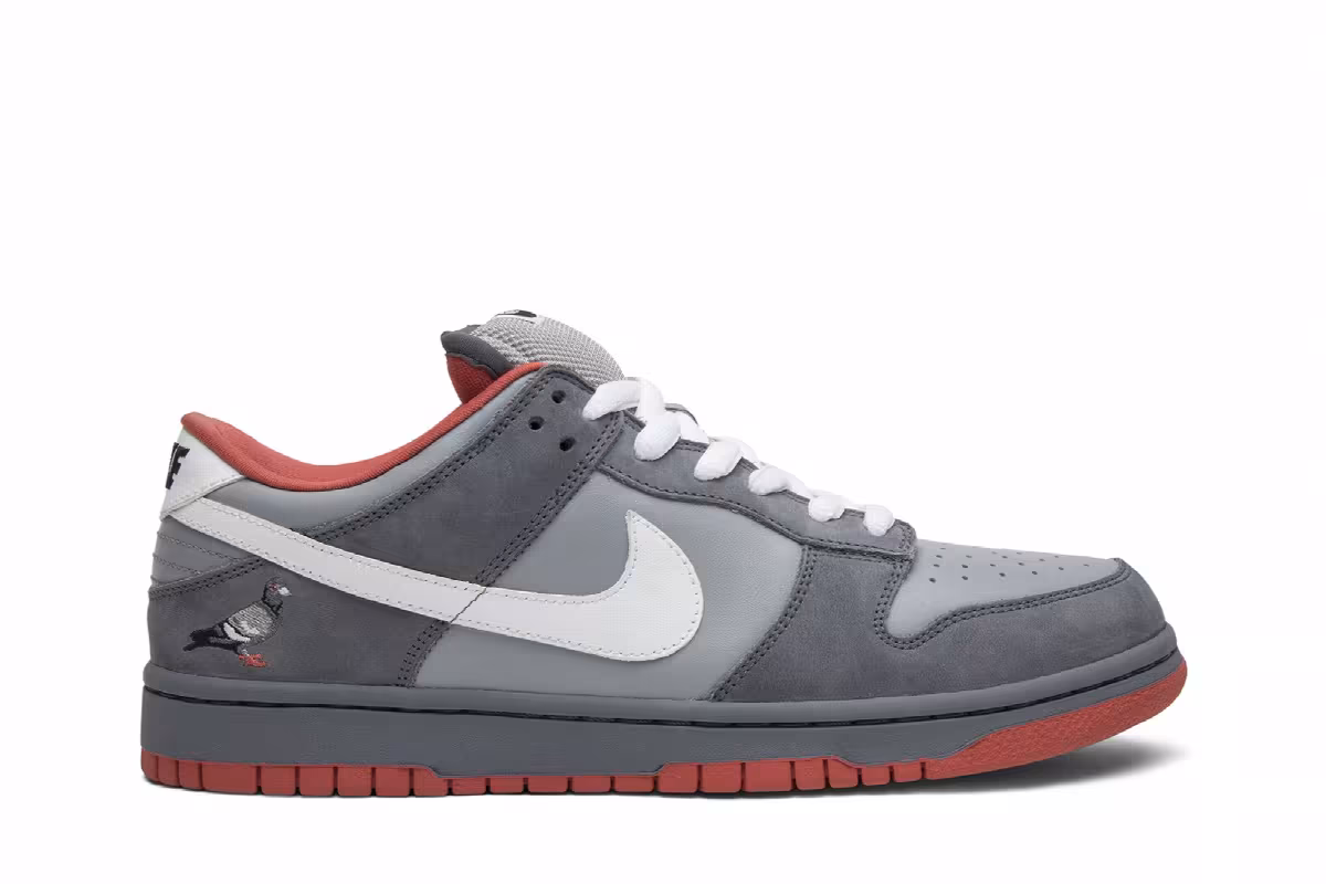 Jeff Staple x Nike Dunk Low Pro SB Pigeon, view 2