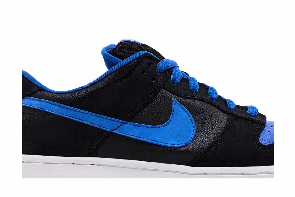 Nike Dunk Low Pro SB J Pack, view 3