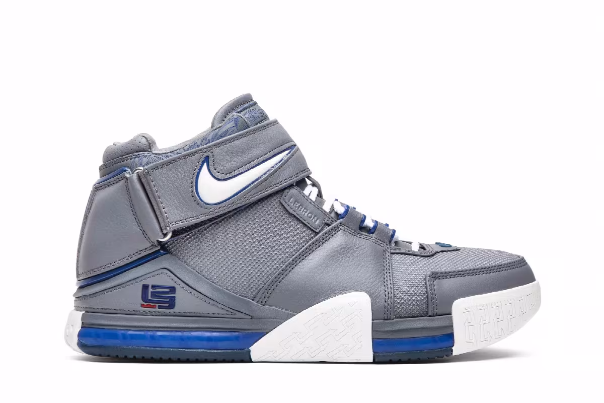 Nike Zoom LeBron 2 All Star, view 2