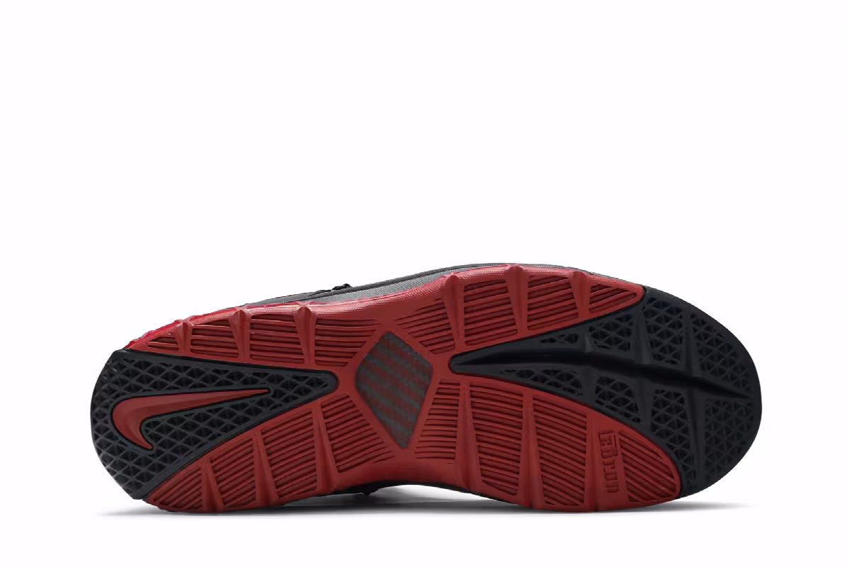 Nike Zoom LeBron 3 Black Crimson, view 5