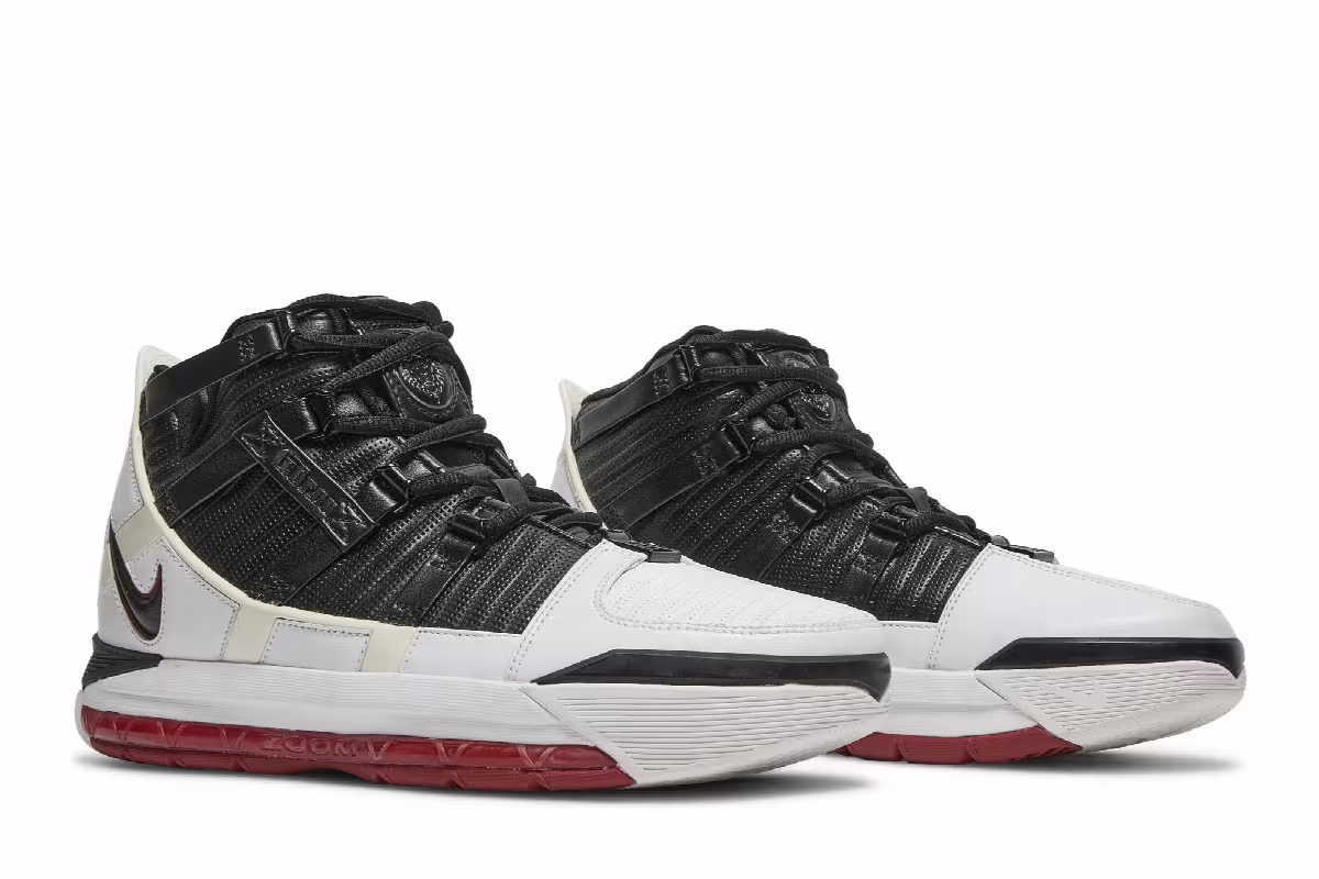 Nike Zoom LeBron 3 Home, view 9