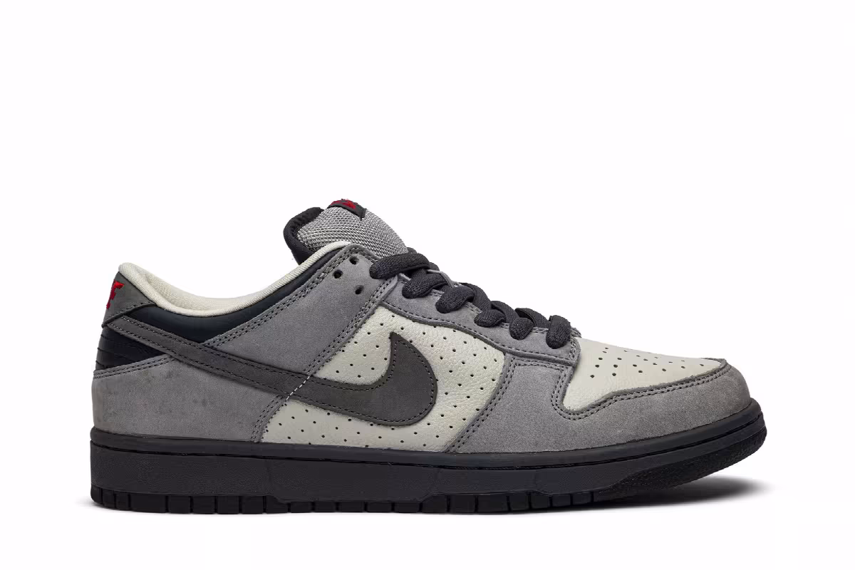 Nike Dunk Low Pro SB Band Aid, view 2