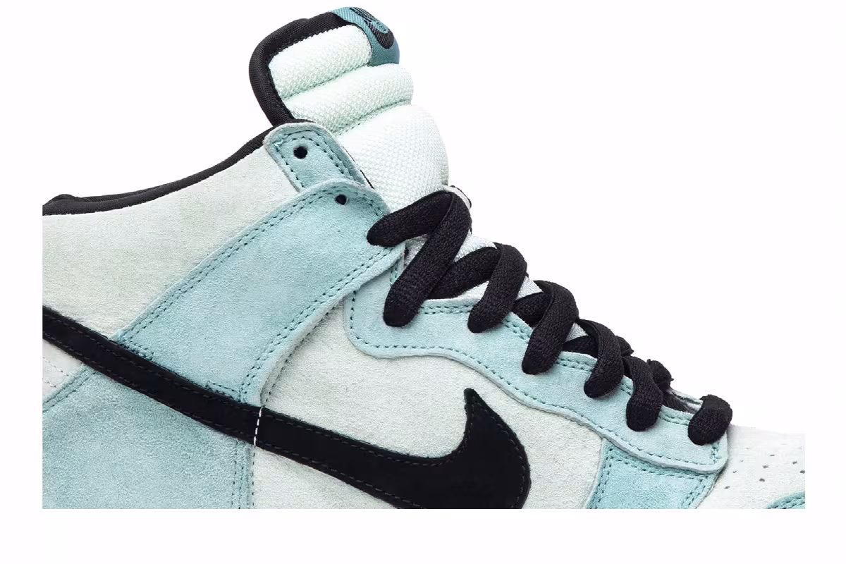 Nike Dunk High SB Sea Crystal, view 3
