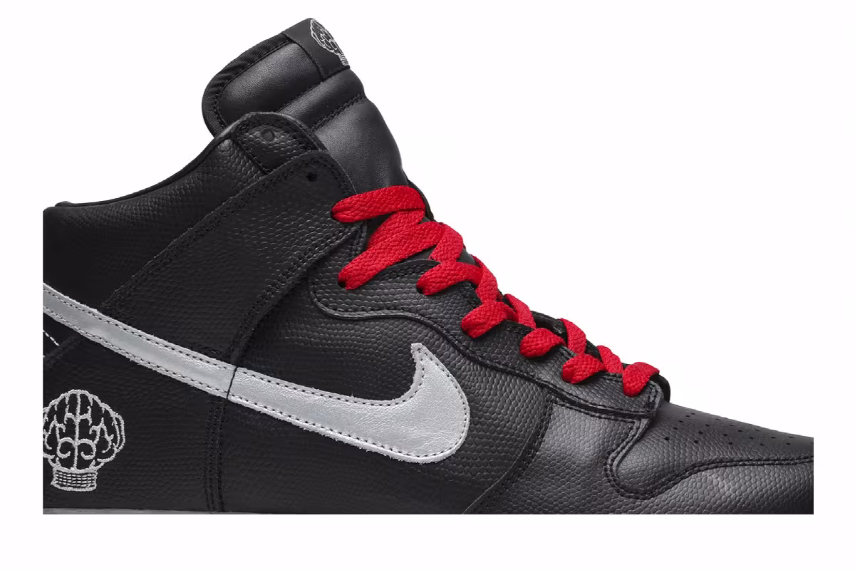 Pharrell x Nike Dunk High Pharrell, view 3