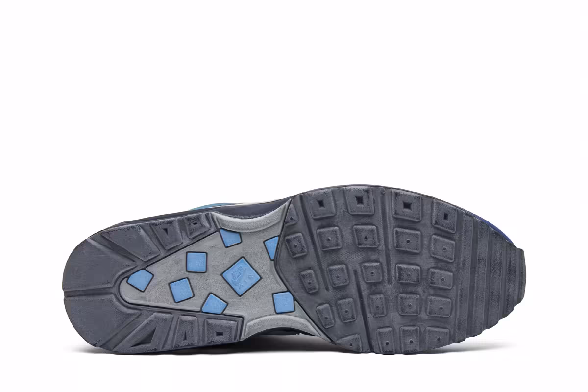 Stash x Nike Air Classic BW Stash, view 5