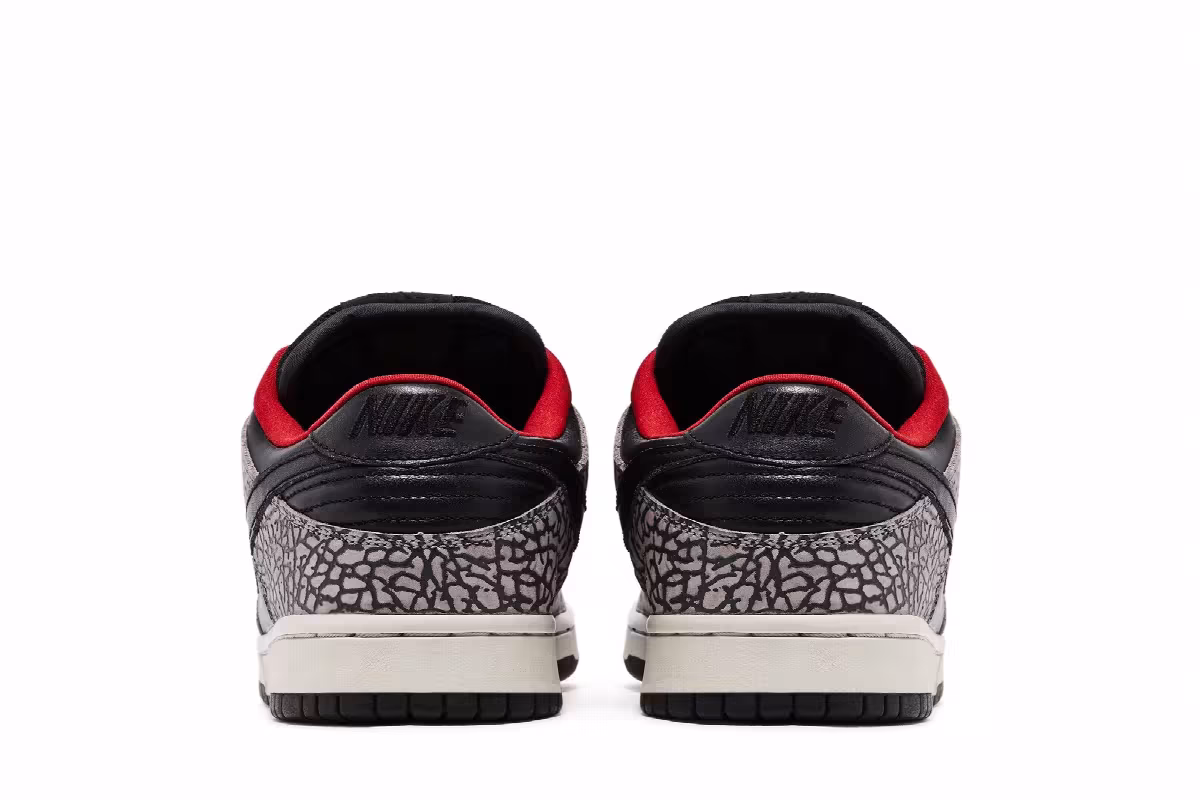 Supreme x Nike Dunk Low Pro SB Black Cement, view 7