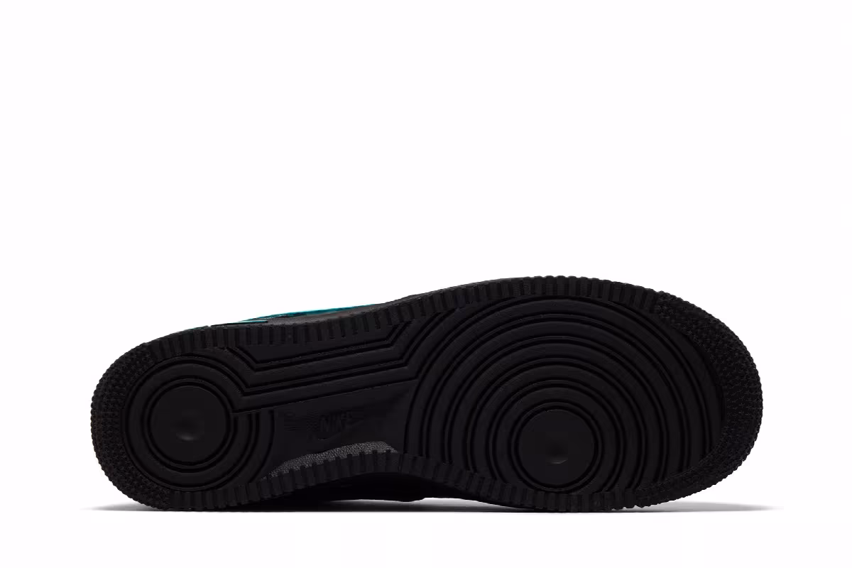 Nike Air Force 1 Un-Tiffany, view 5