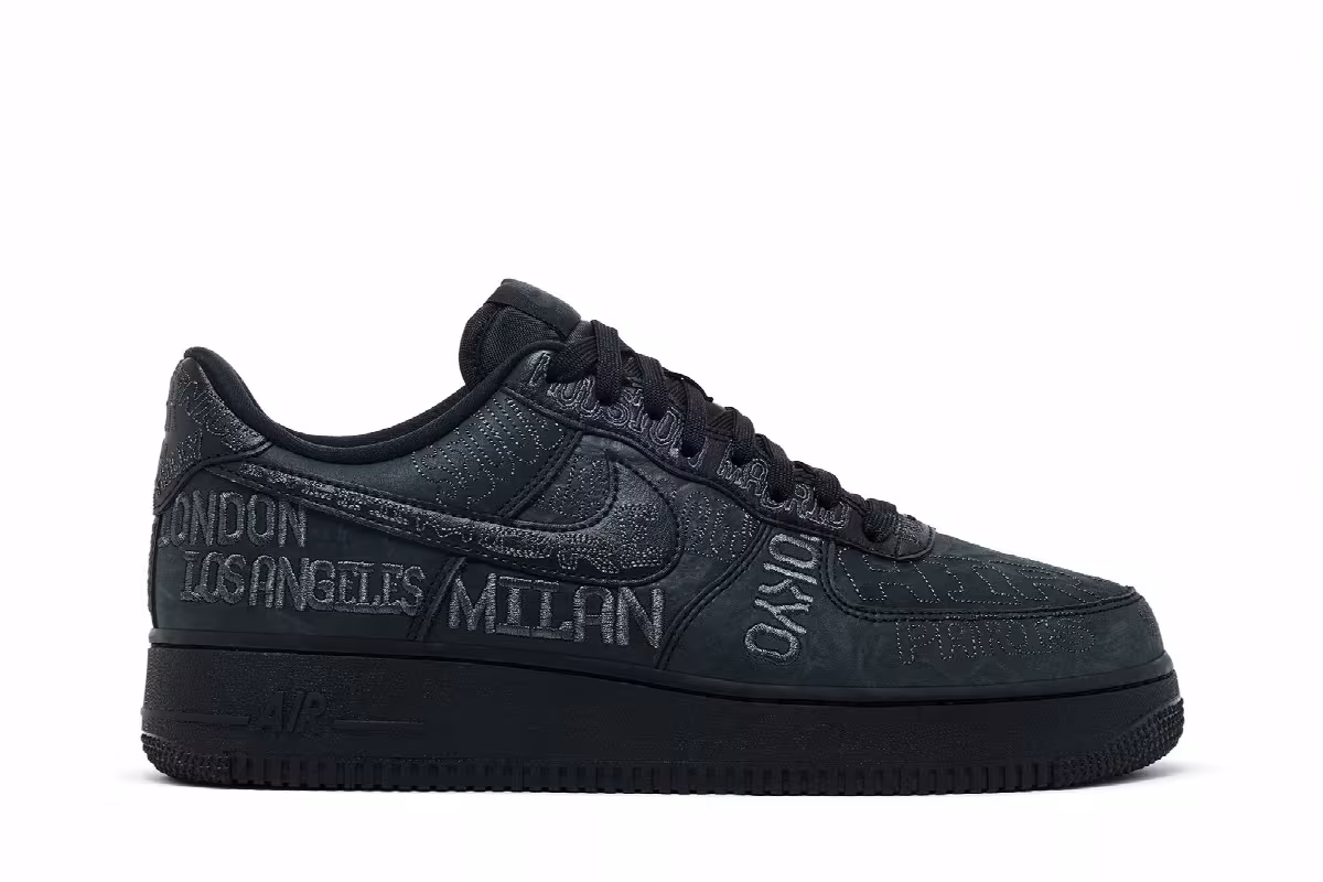 Nike Air Force 1 Low World Tour - Black, view 2