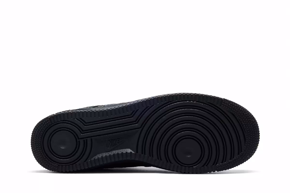 Nike Air Force 1 Low World Tour - Black, view 5