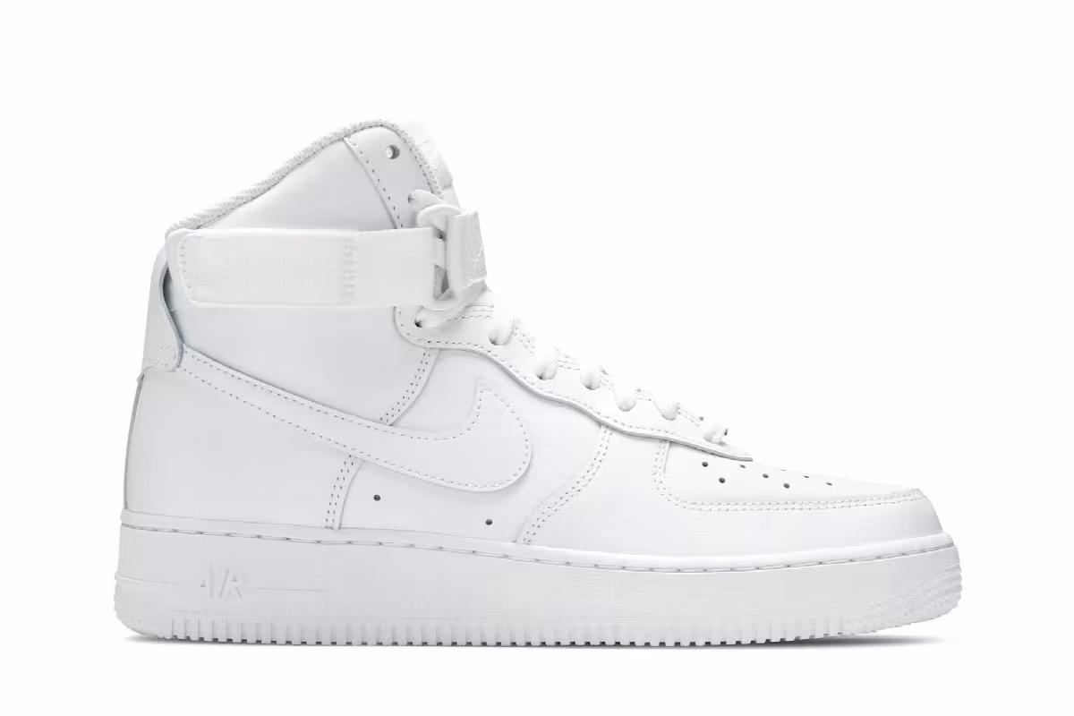 Nike Air Force 1 High Triple White, view 2