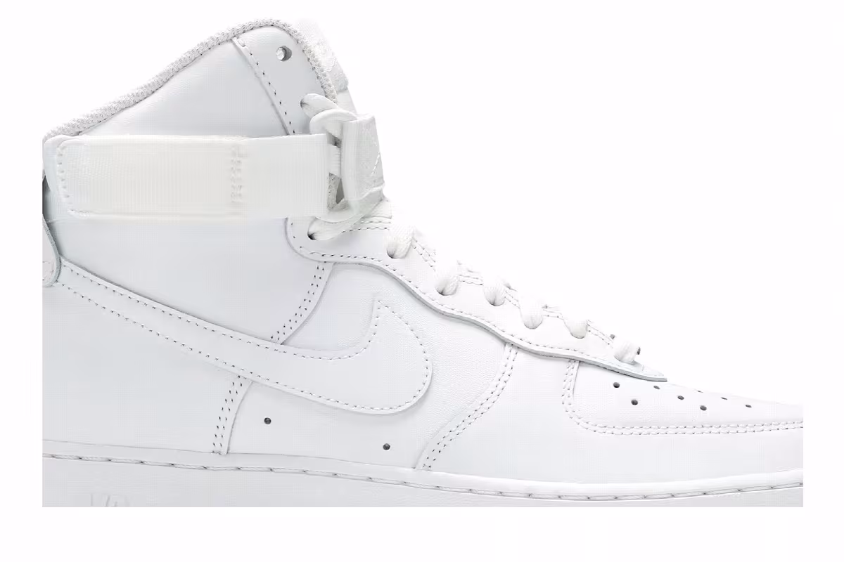 Nike Air Force 1 High Triple White, view 3