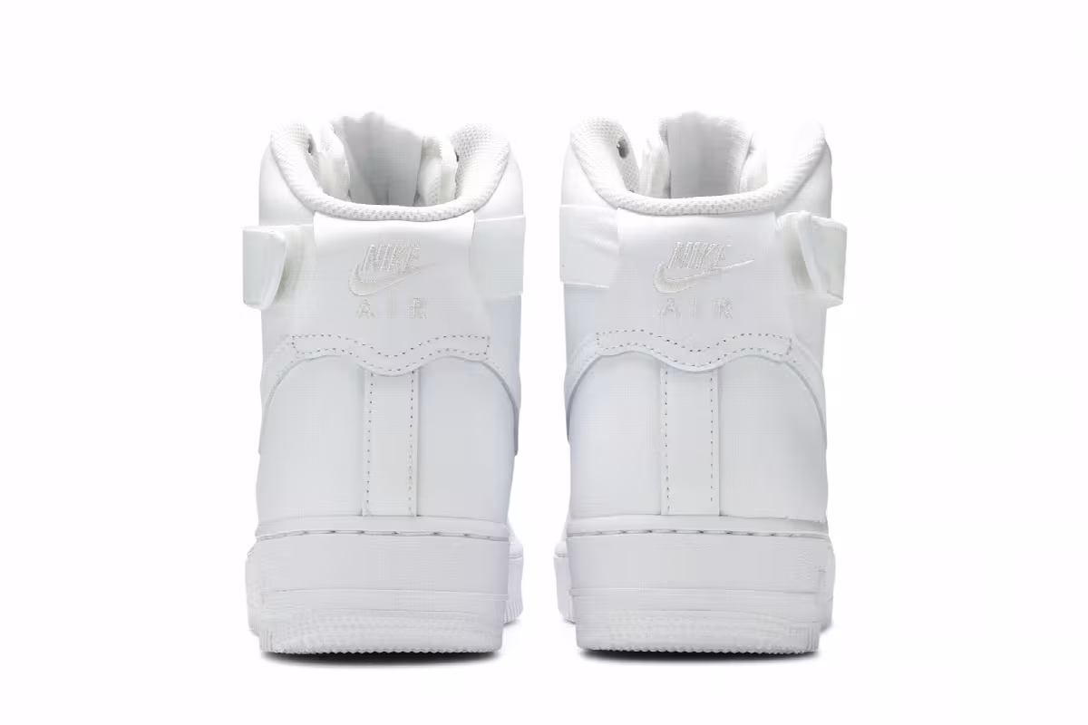 Nike Air Force 1 High Triple White, view 7